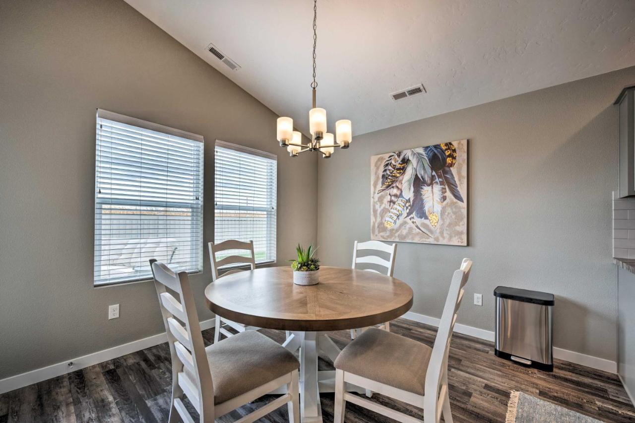 Modern Caldwell House With Yard And Furnished Patio!别墅 外观 照片